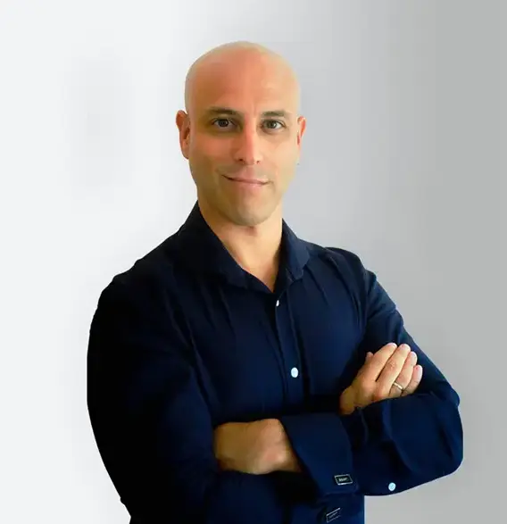 Álvaro Corrales Álvaro Corrales