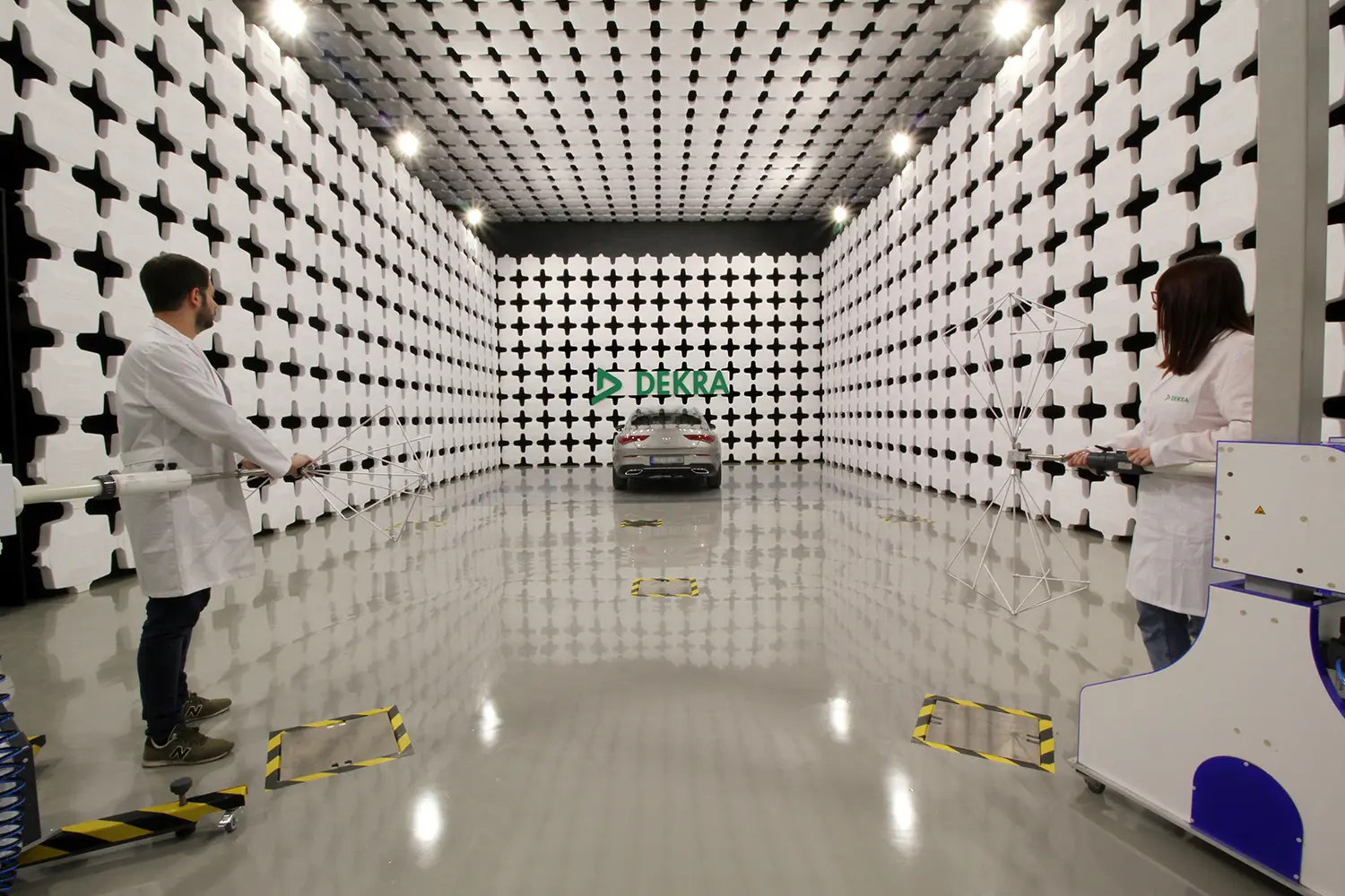 ensayos emc automocion