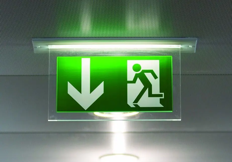 Seguridad contra incendios DEKRA