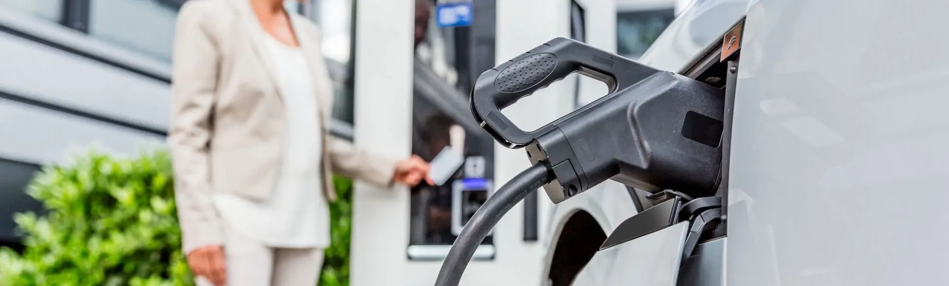 charging plug in electric car