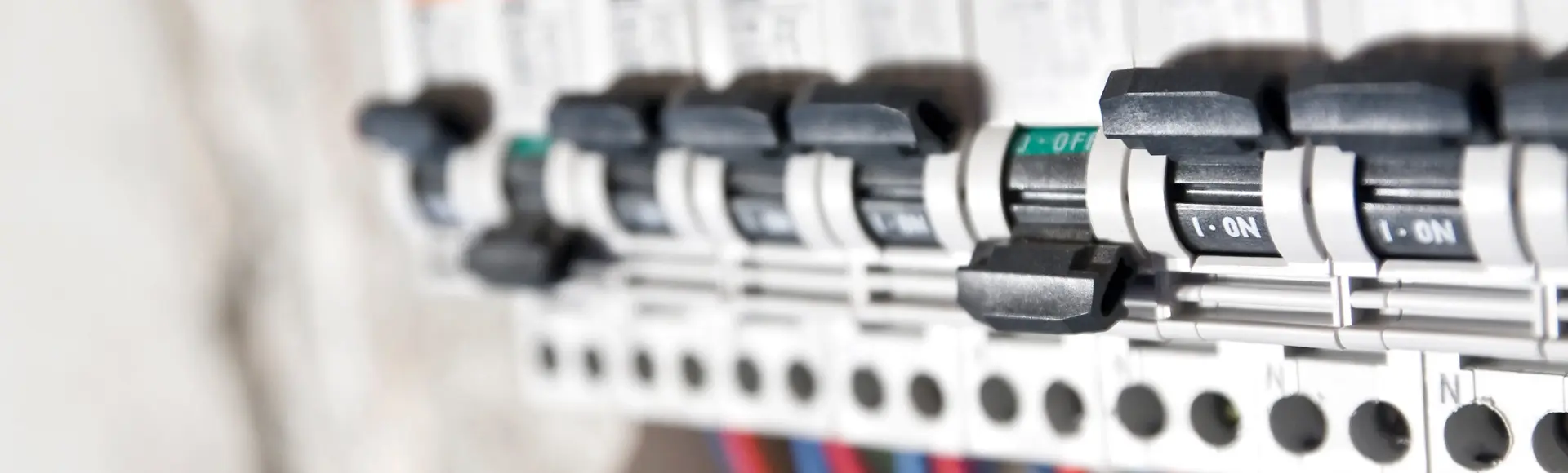 Circuit breaker test