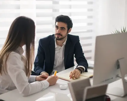 Schadevaststelling en schadeonderzoek voor bedrijven Schade professionals aan het werk