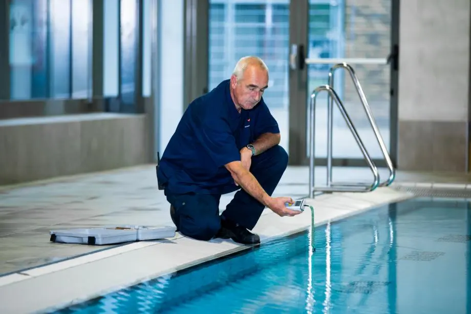 dekra-case-zwembadkeur