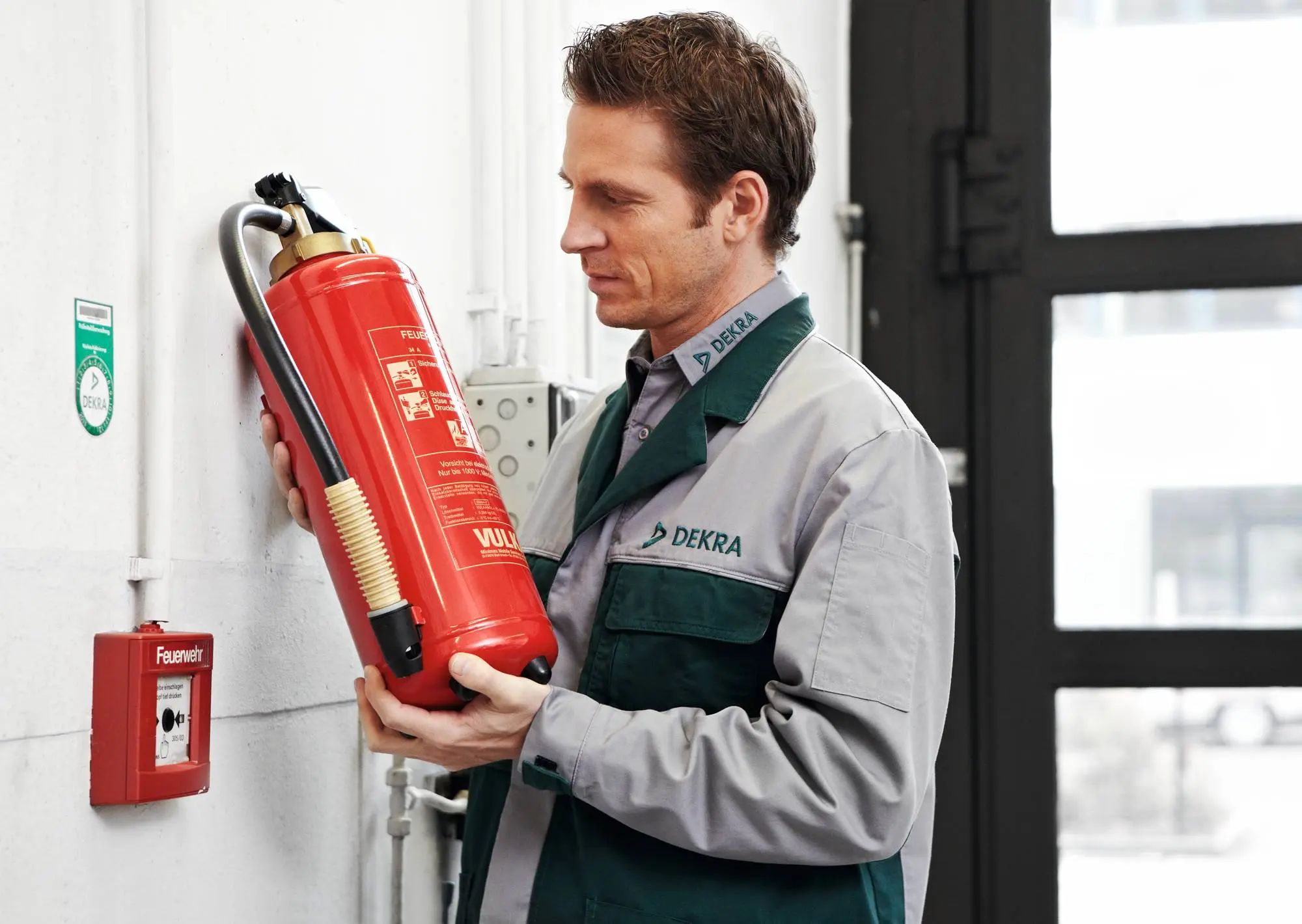 Nous trouvons les solutions de protection contre l'incendie qui conviennent à votre organisation.