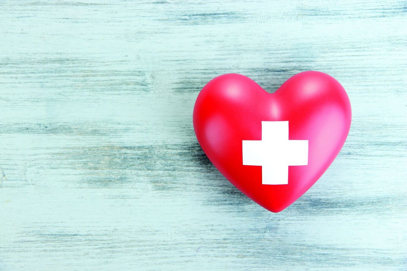 First aid: In case of emergency, a step-by-step instruction helps