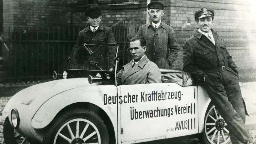 ДЕКРА Инжењери Ханомаг 1932