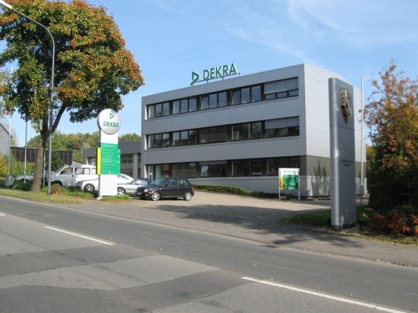 Niederlassung Wuppertal DEKRA Automobil GmbH