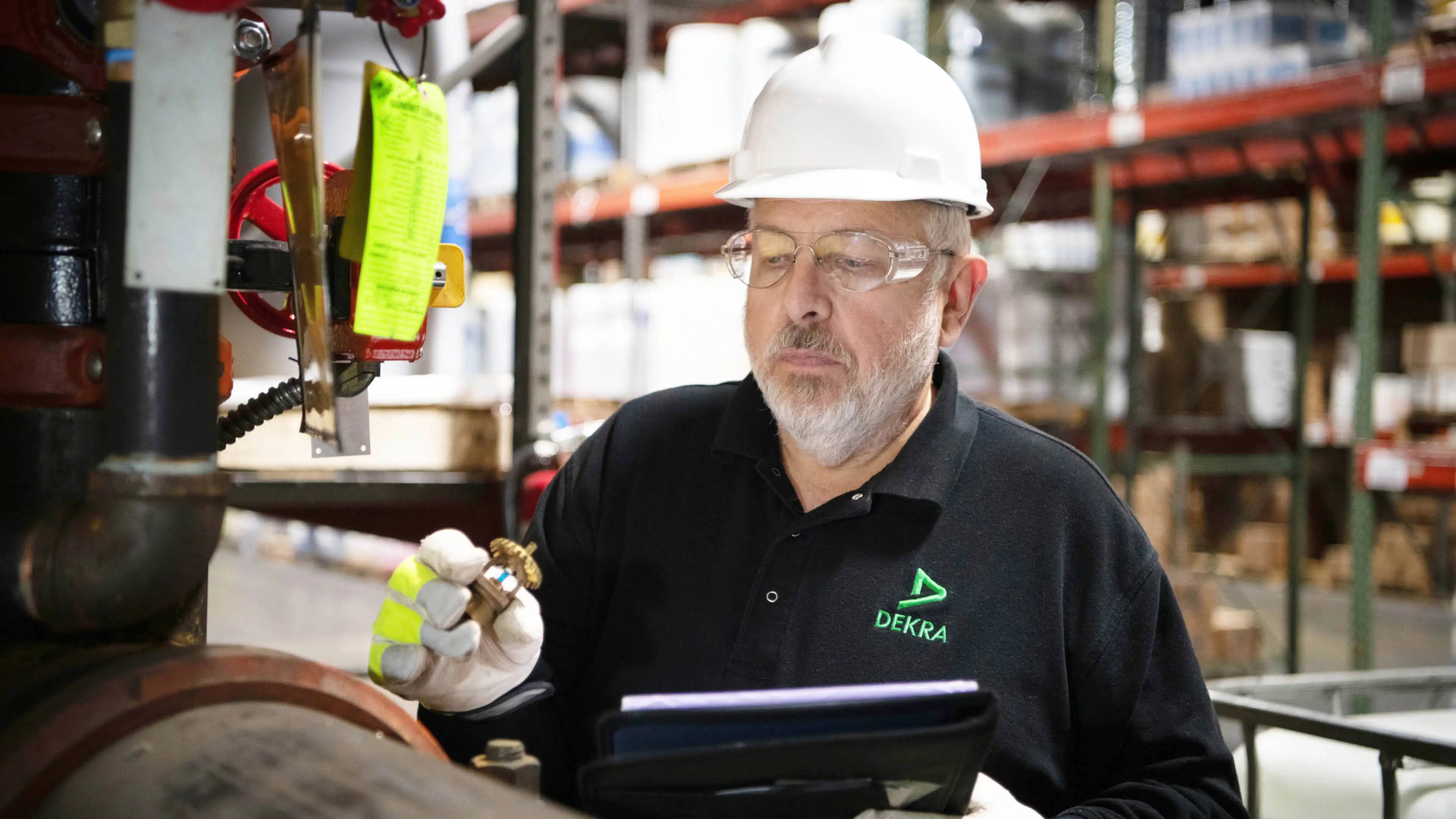 DEKRA ONE-Extension-Firefighter