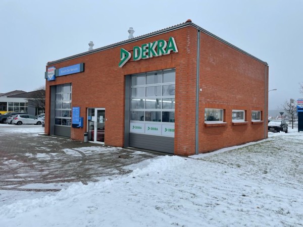 Station Waren DEKRA Automobil GmbH