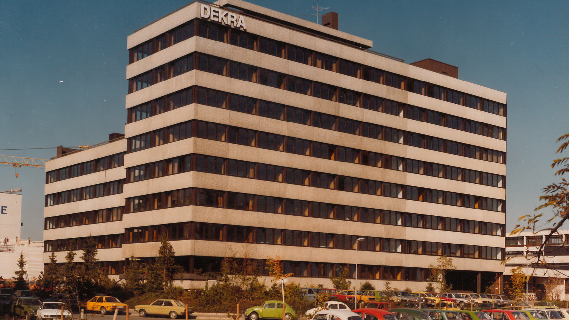 DEKRA Hoofdkantoor 1977