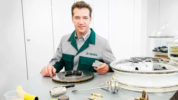 Failure Investigations and Analyses