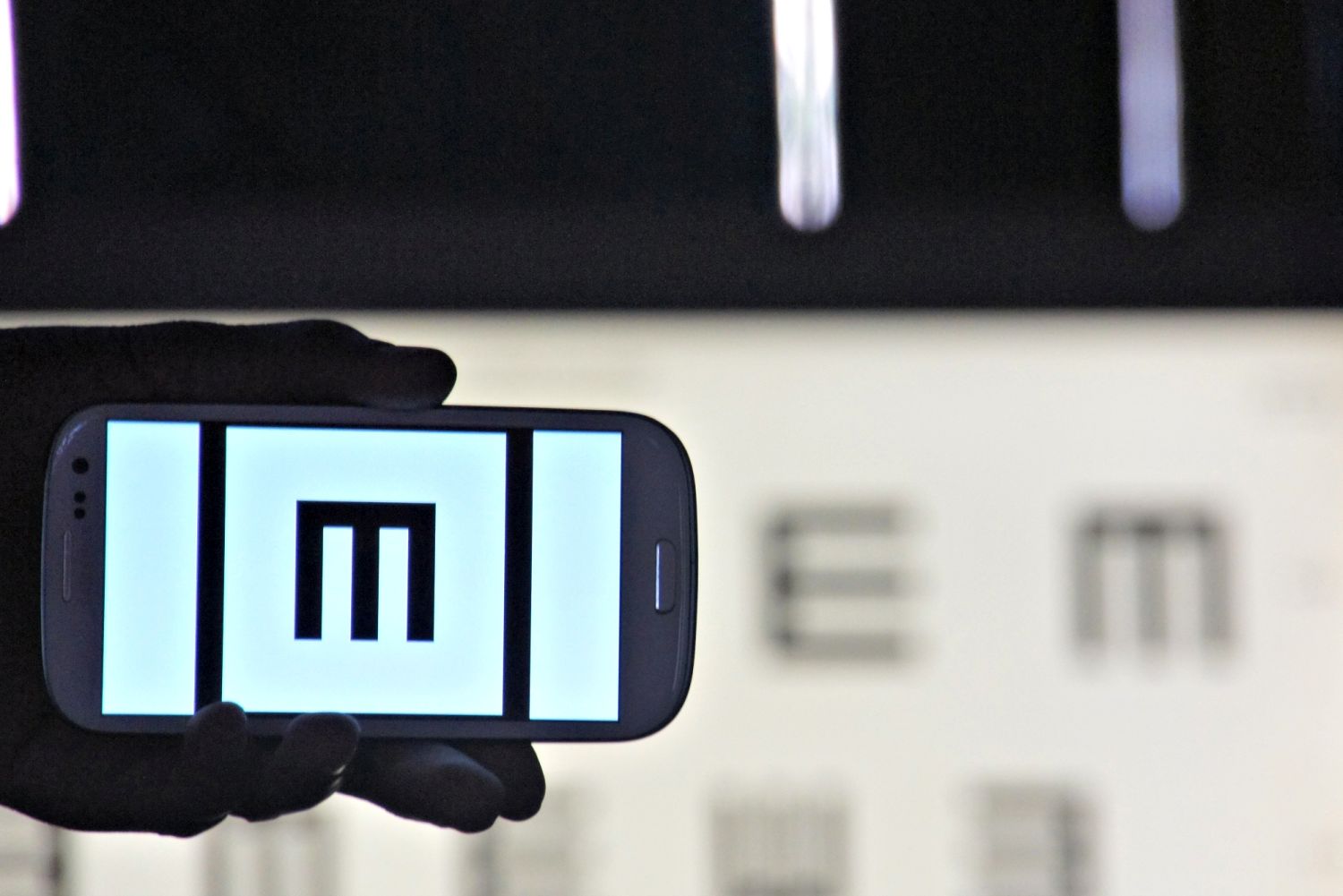 Trained laypeople can use the Peek Acuity diagnostic procedure to measure patients’ visual acuity with a simple smartphone 