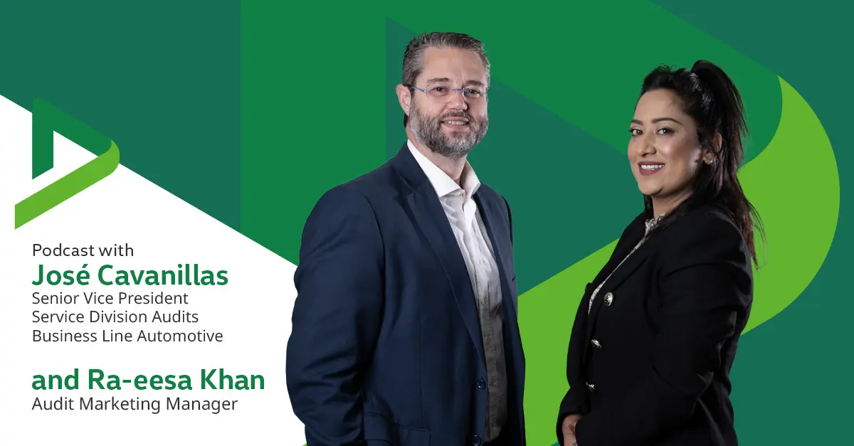 portrait of two audit experts looking into the camera