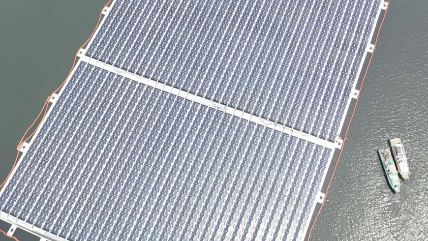 The installation consists of over 13,000 individual photovoltaic panels. Photo: Sunseap