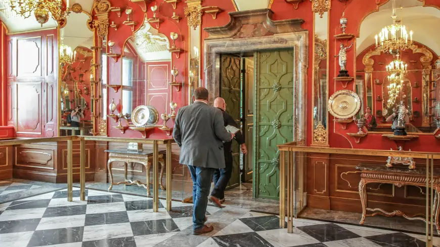 Hazard analysis in the Dresden State Art Collections