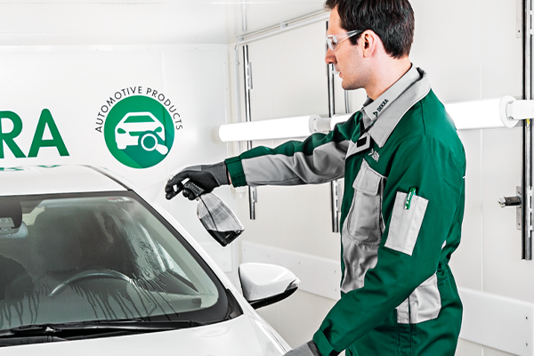 Testing of automotive cleaning agents and car care products