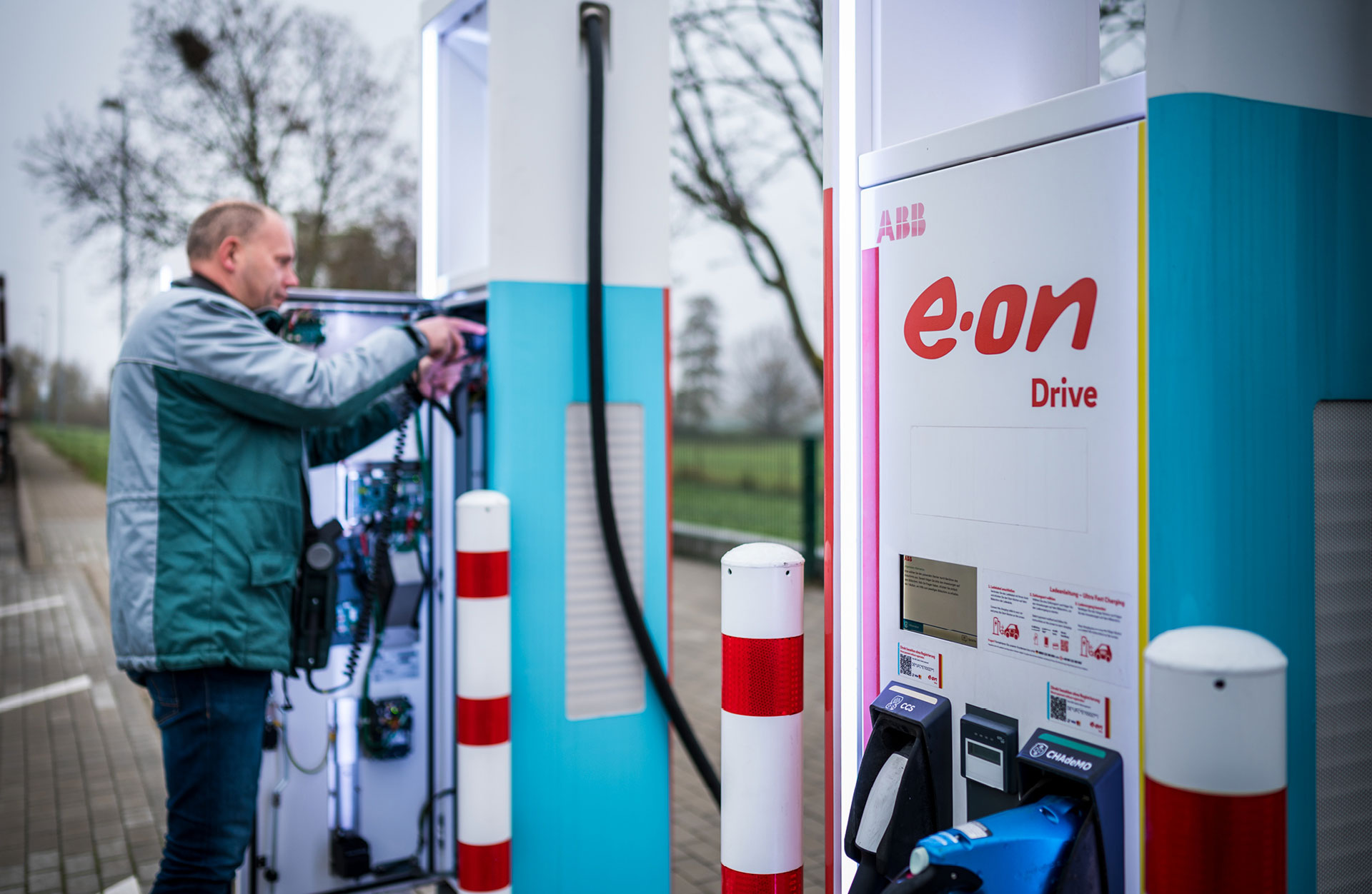 Ultrafast charging points: Safe and fast power for electric vehicles