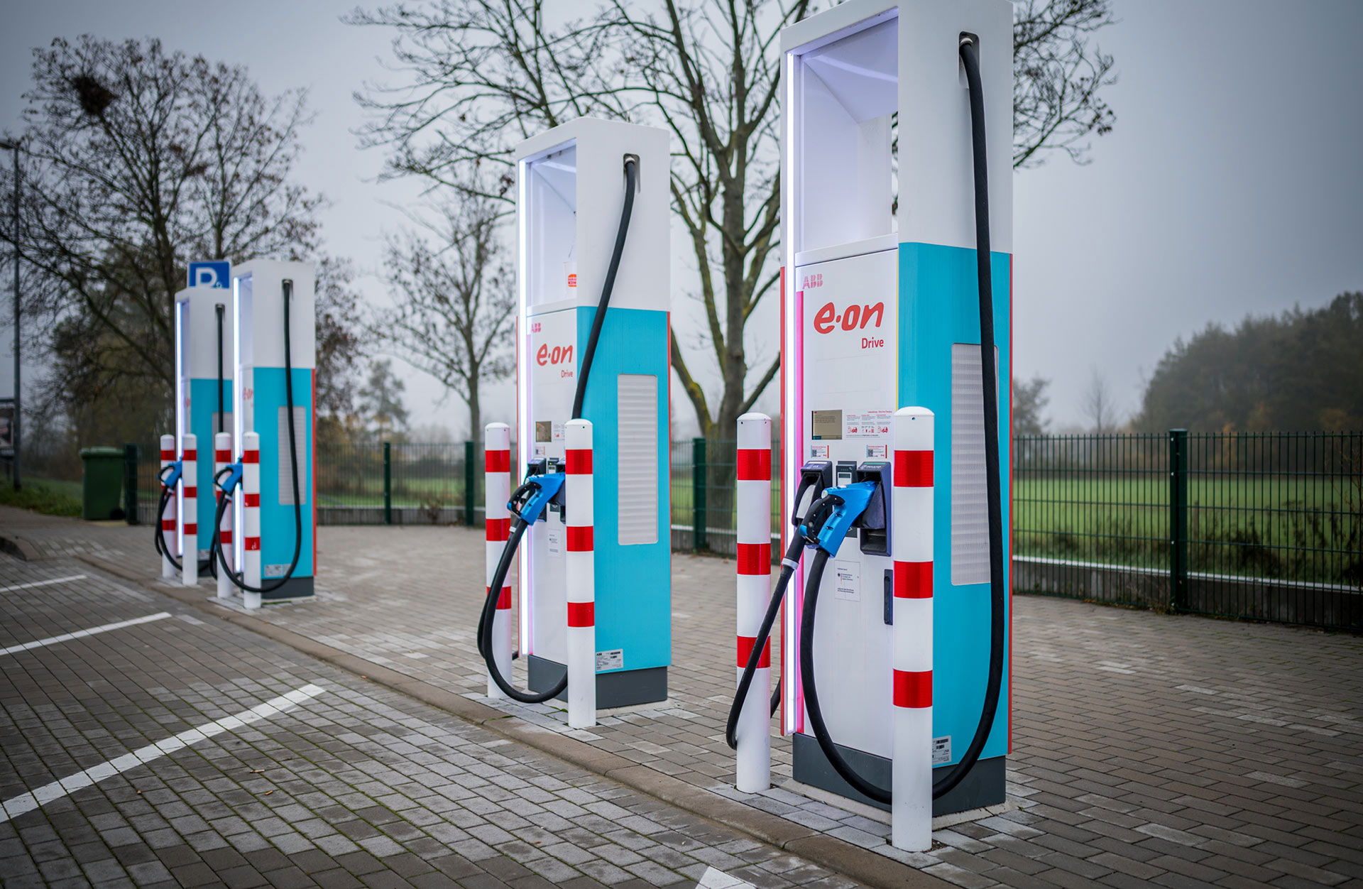 Ultrafast charging points: Safe and fast power for electric vehicles