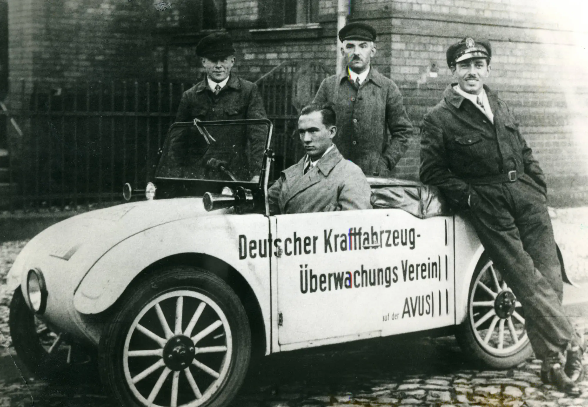 História spoločnosti Dekra