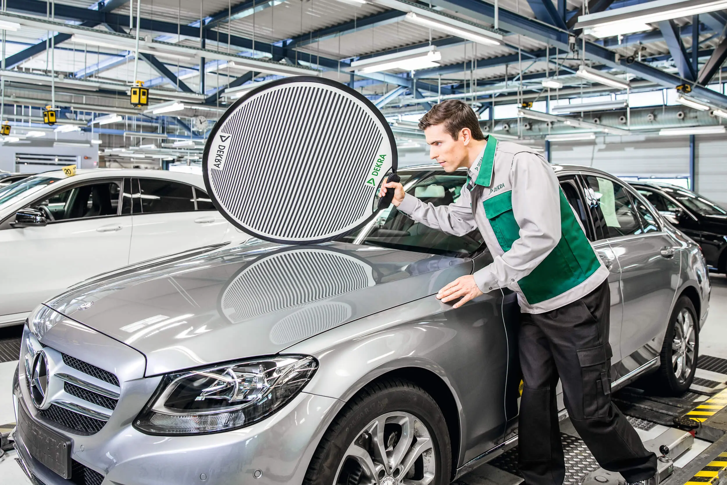 Obhliadky a predobhliadky vozidiel