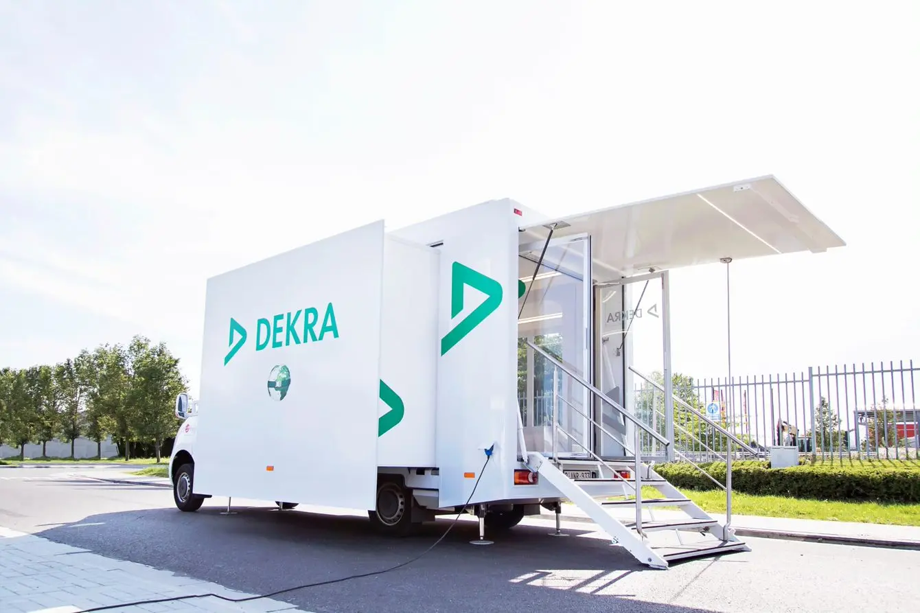 l'équipe CatNat de DEKRA