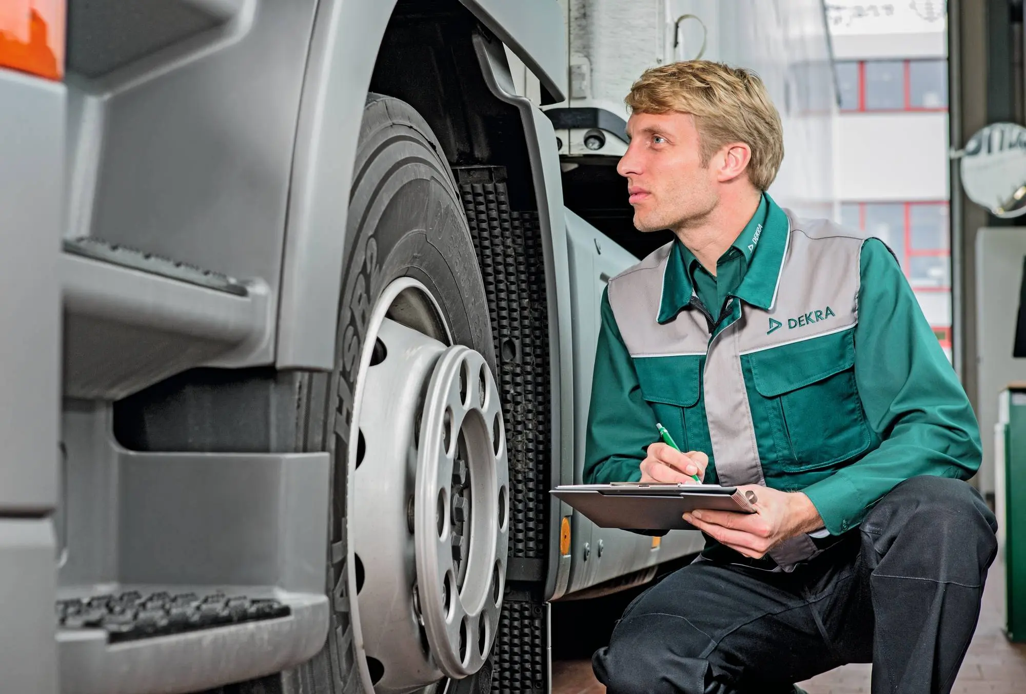 Expertise Zwaar Rollend Materieel Expertise Zwaar Rollend Materieel