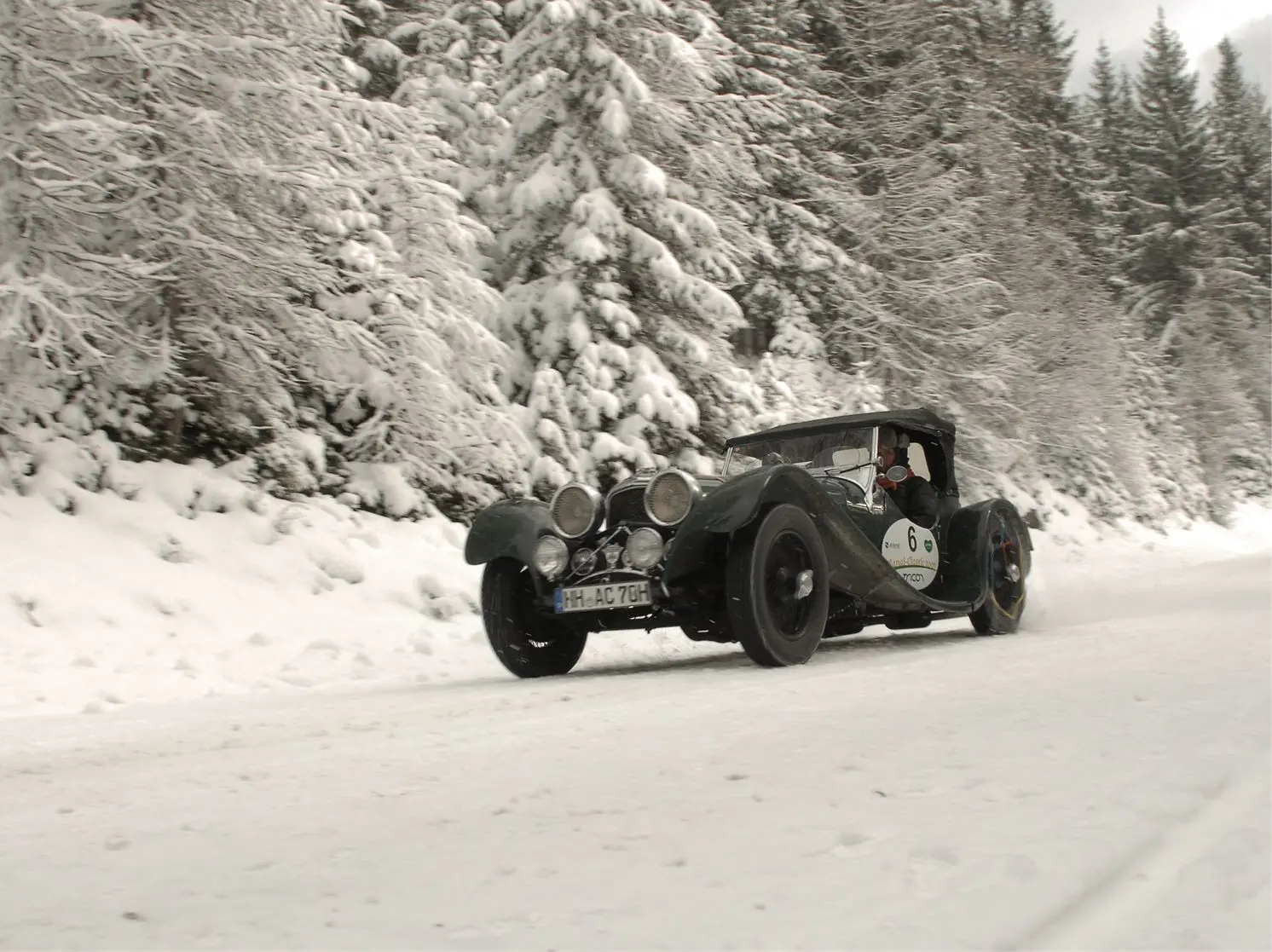 Oldtimer Sicher im Winter Oldtimer Sicher im Winter