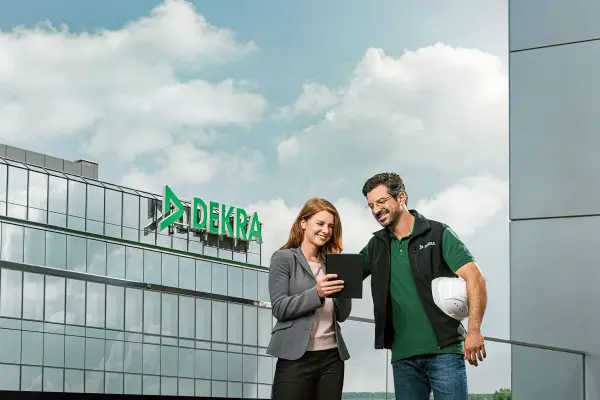 Arbeiten bei DEKRA