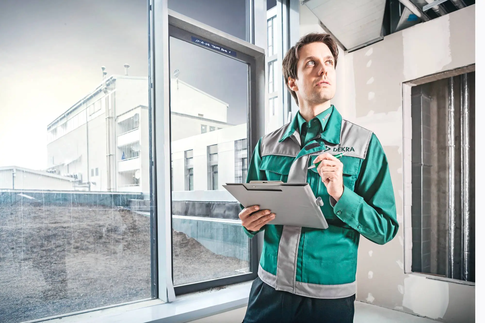 Immobilien-Gutachten durch DEKRA Mitarbeiter