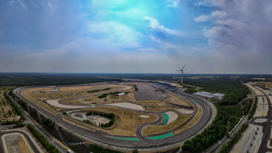 Vogelperspektive DEKRA Lausitzring Testgelände