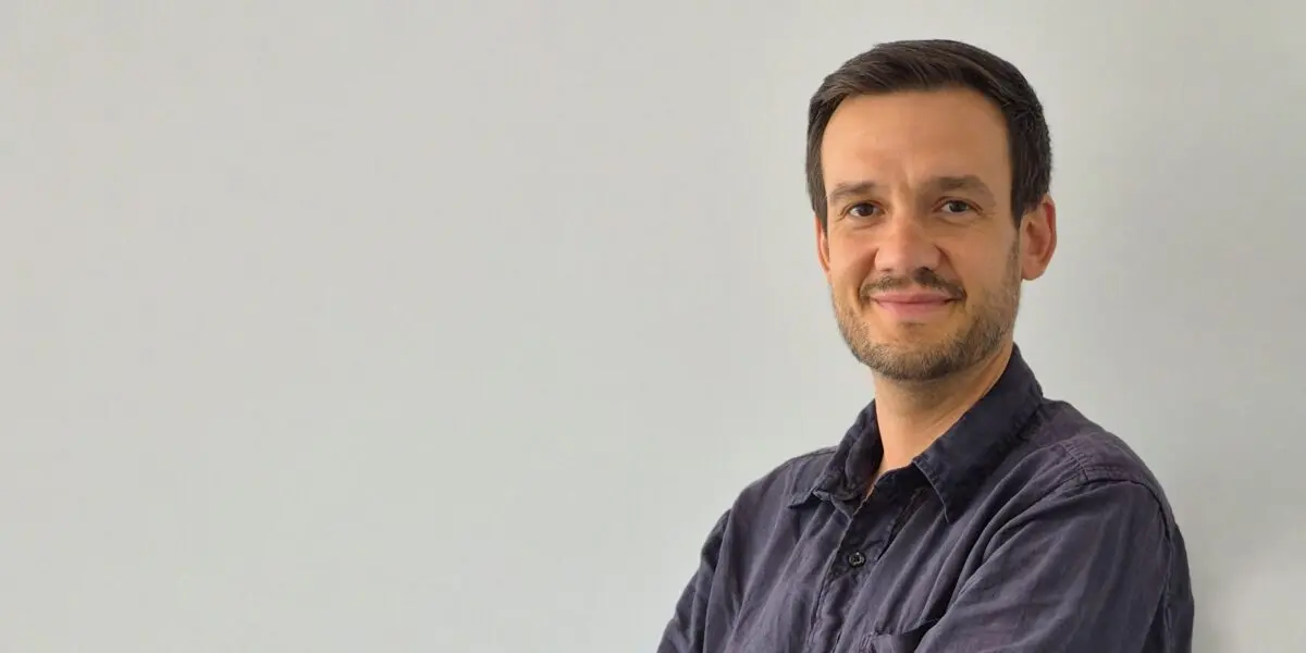 DEKRA Mitarbeiter Max Diedler im Porträt