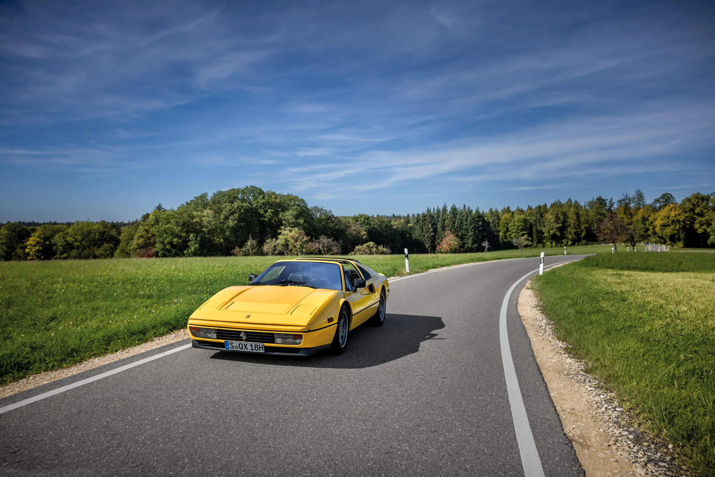 Oldtimer auf der Straße Oldtimer auf der Straße