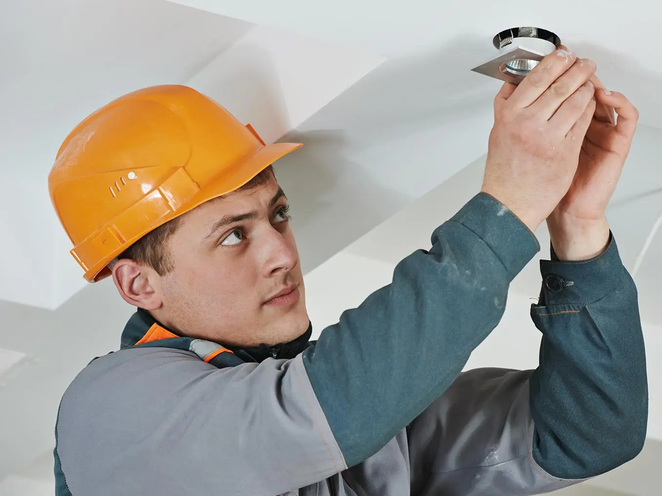 Elektrofachkraft für festgelegte Tätigkeiten