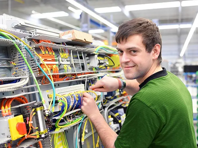 Elektrotechnik Weiterbildung