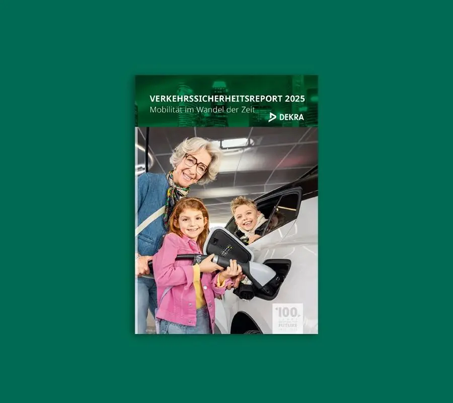 Cover des Verkehrssicherheitsreports 2025