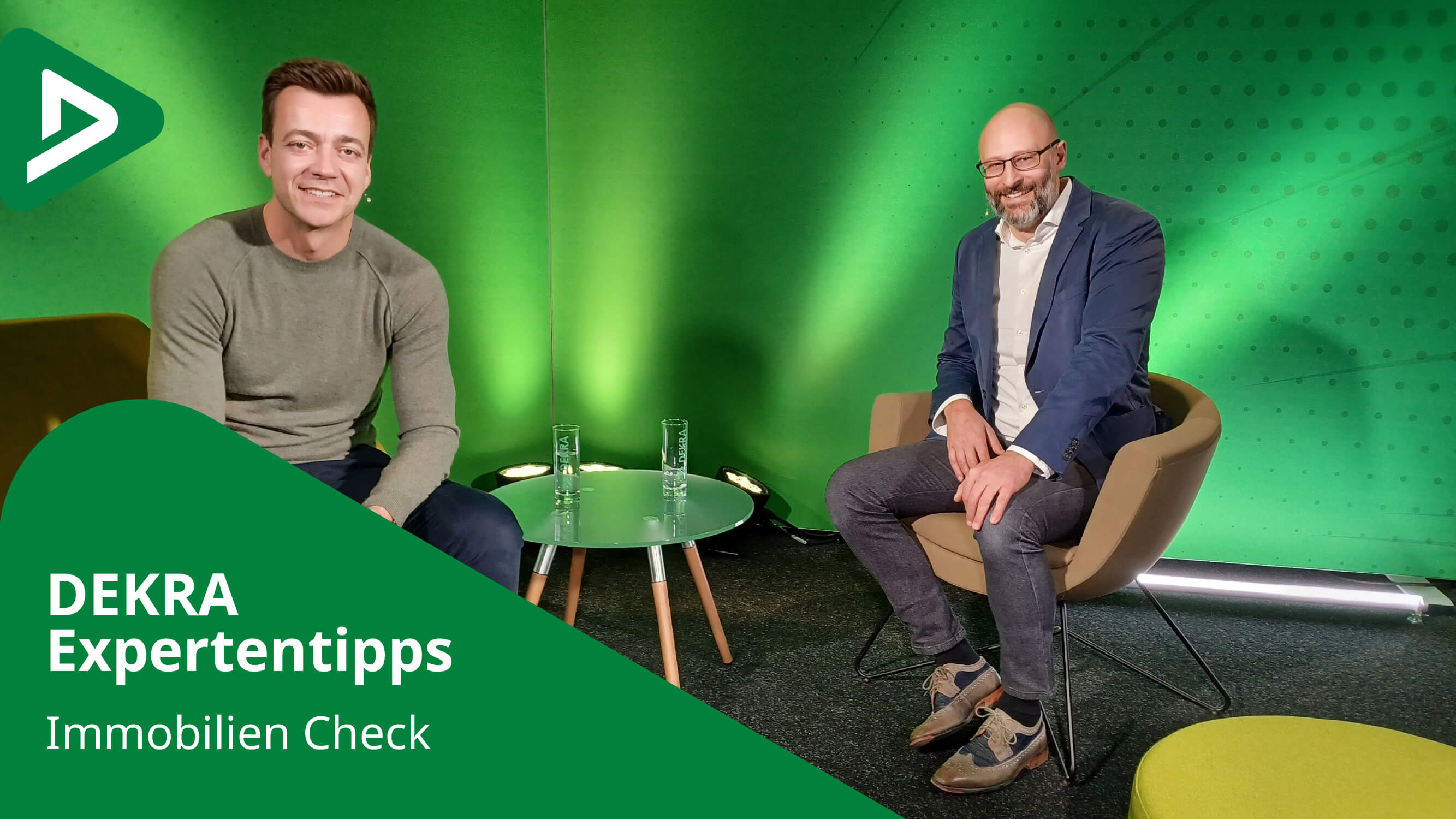 Moderator Wobbe und Mike Verhoeven im Gespräch