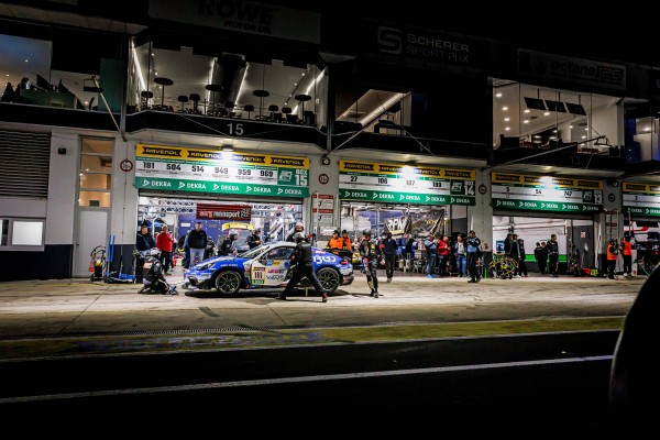 Pit lane at 24h race