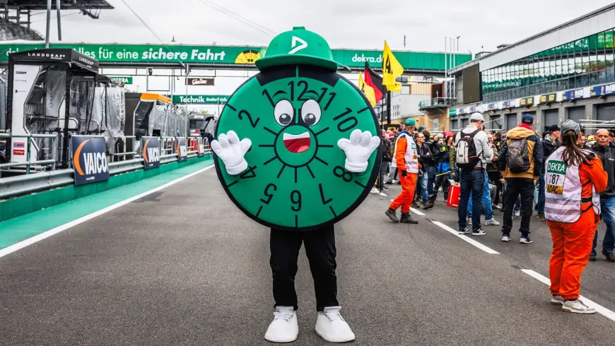 DEKRA mascot 