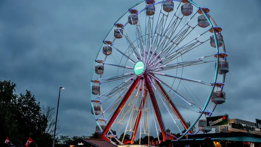 DEKRA ferris wheel
