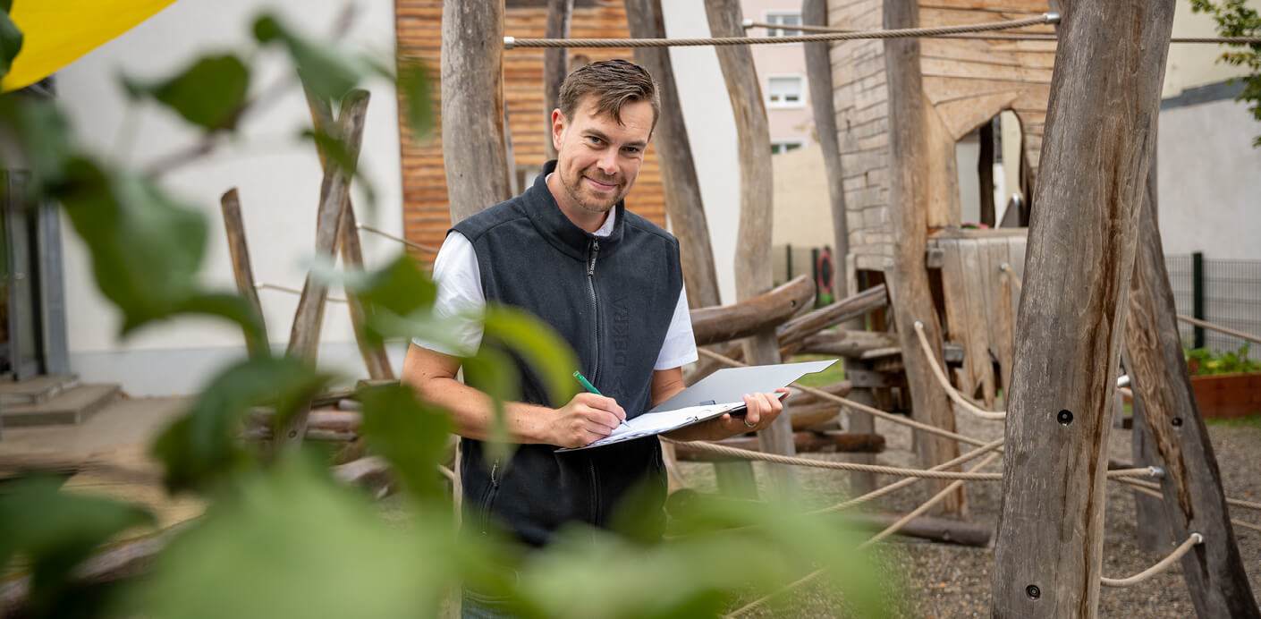 Playground Inspector at work
