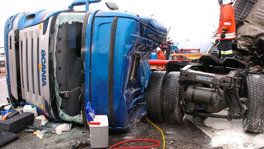 Detalle de la posición final del causante del accidente