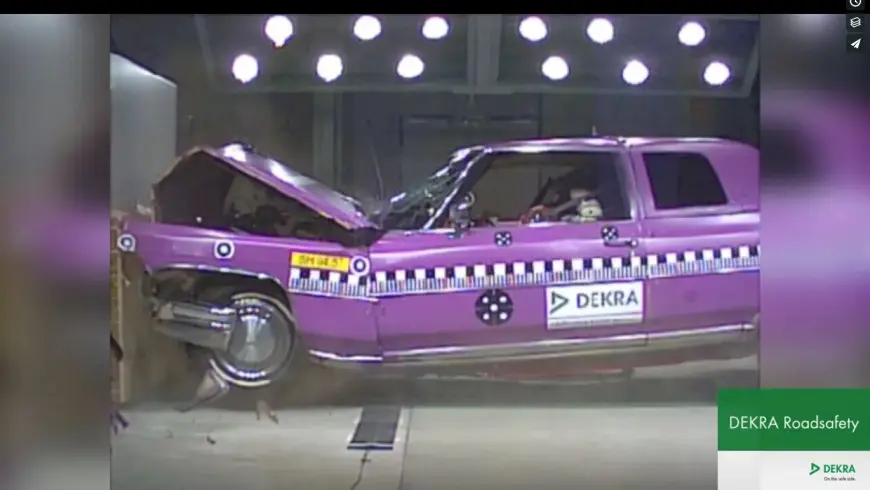 Crashtest US-NCAP