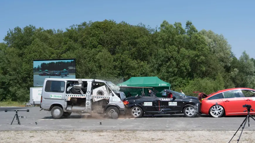 À l'occasion d’un essai de collision réalisé au centre 