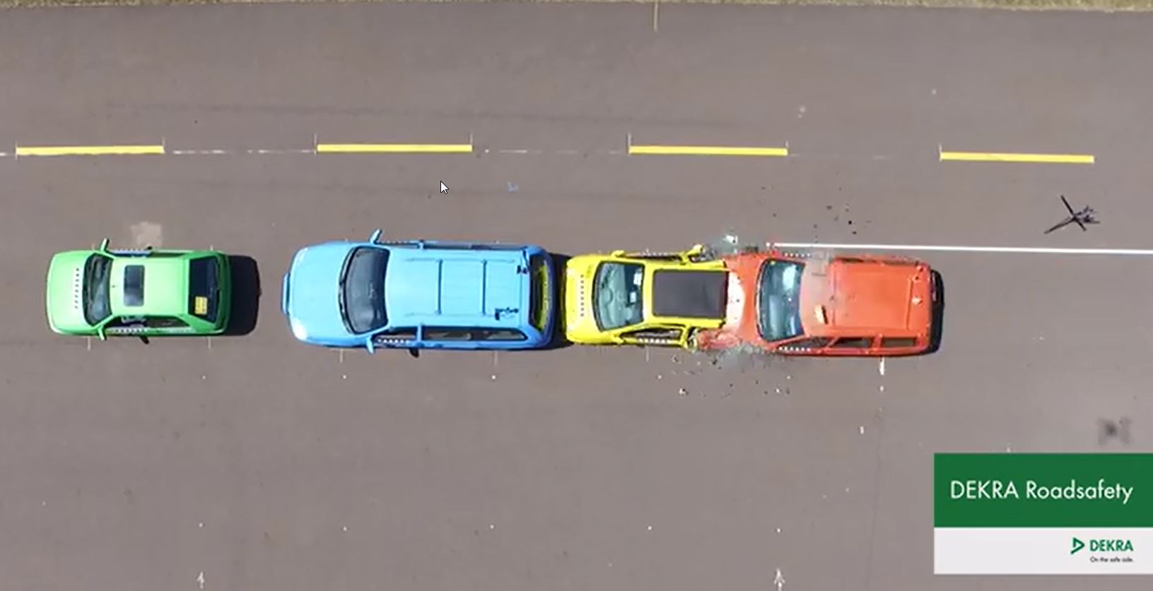 Crash test - Collision with the stationary cars at the back of a traffic jam