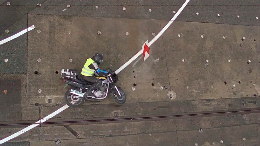 Top view of the scene of the collision
