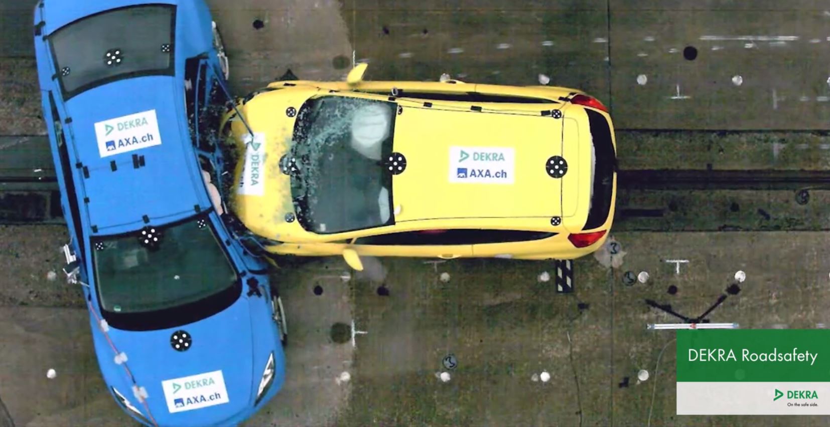 Accident examples - collision of newer Fiesta with the Mazda 6