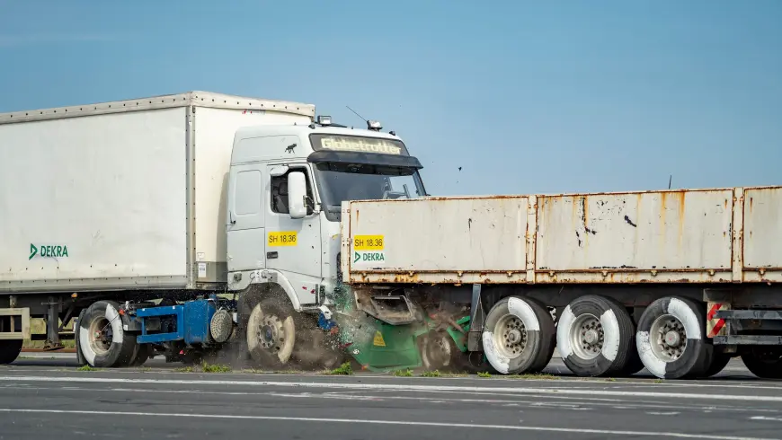 LKW Crash