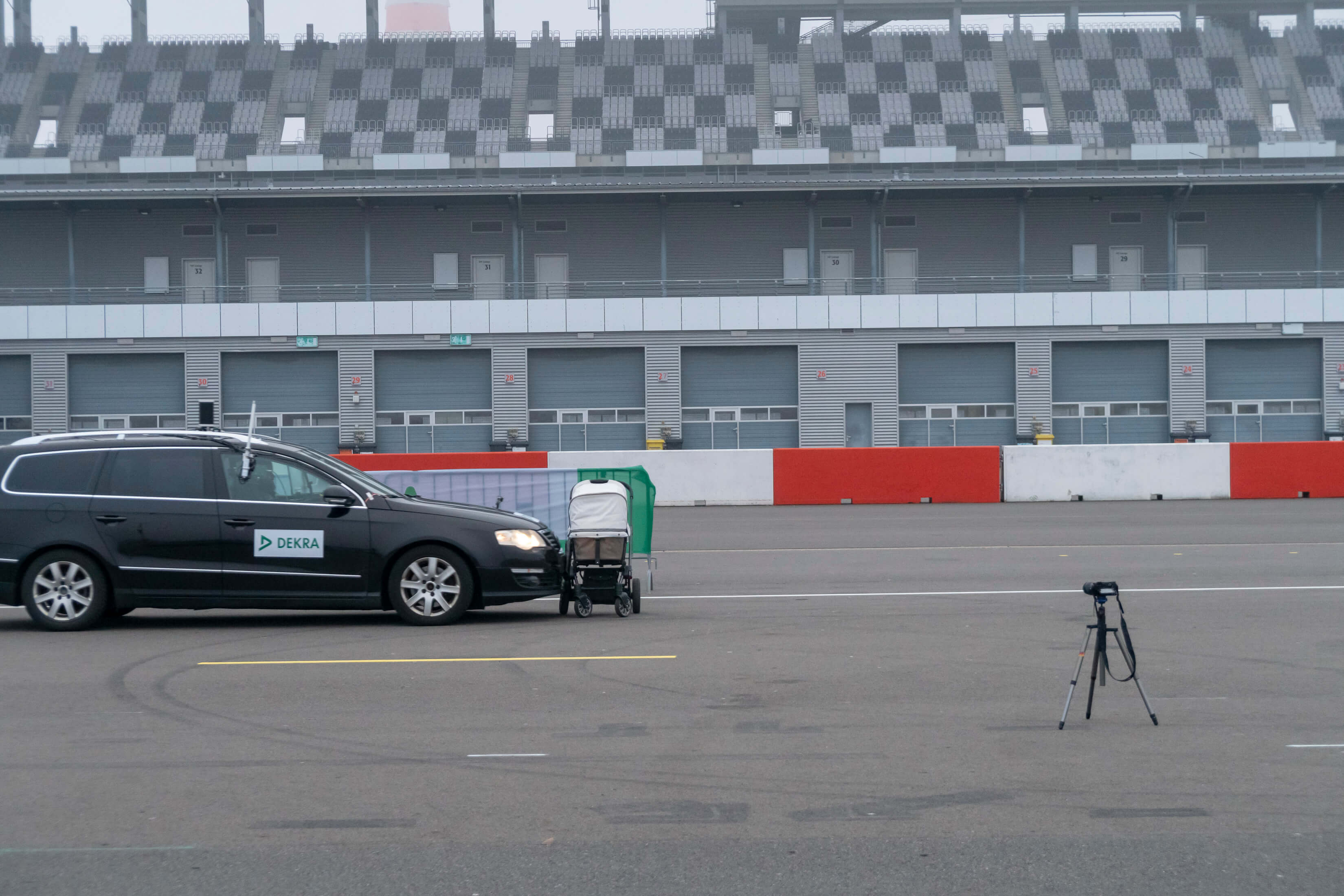 DEKRA Crash-Test Pram