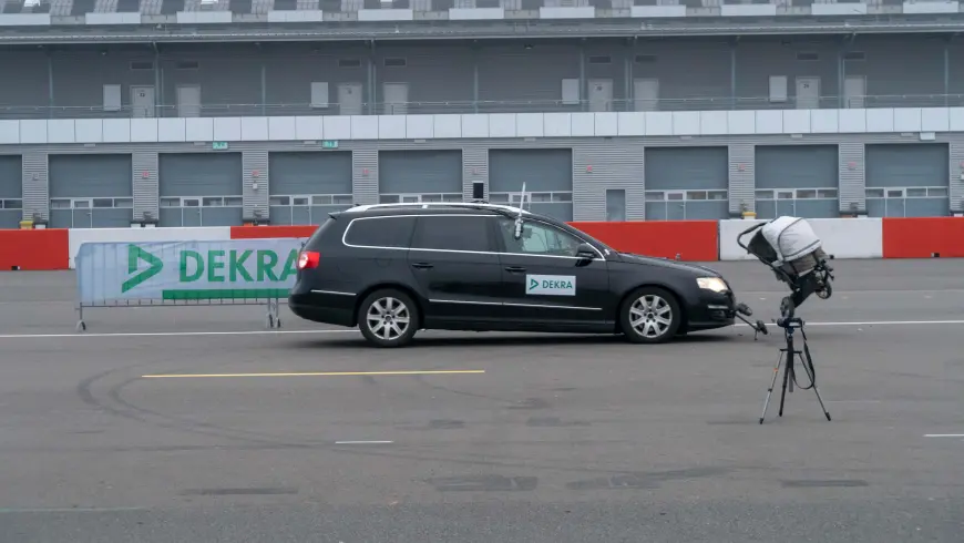 DEKRA Crash-Test Pram