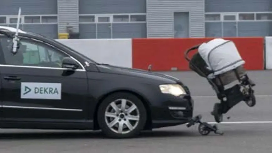 Crash test avec poussette